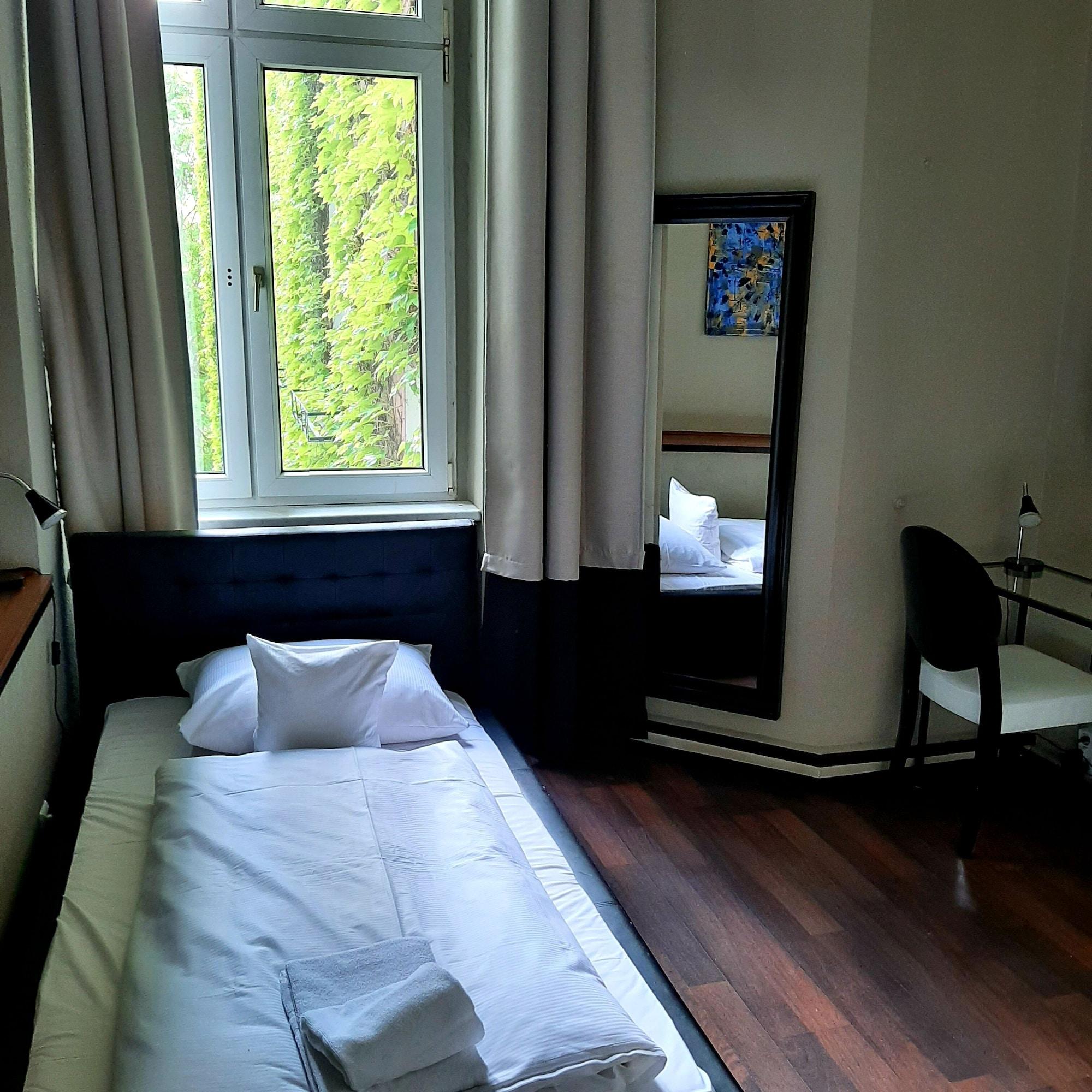 Arthotel Connection 3* Берлин