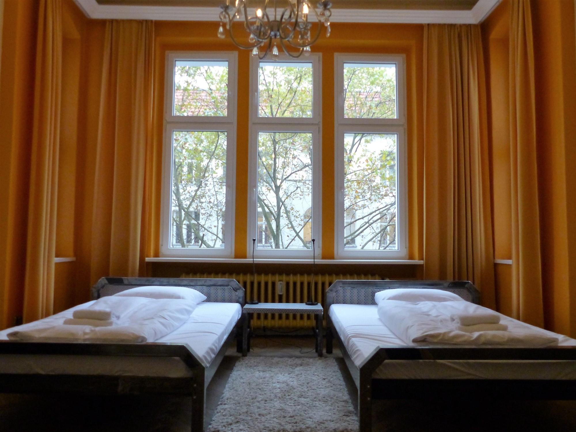 Arthotel Connection 3* Берлин